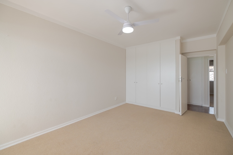 To Let 3 Bedroom Property for Rent in Sea Point Western Cape